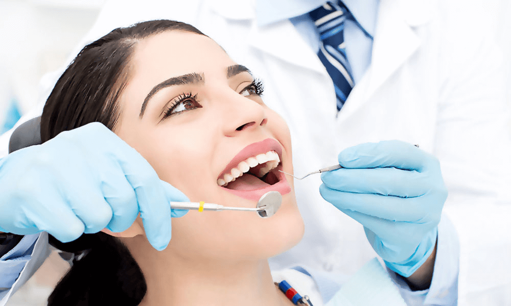  آموزش سفید کردن دندان‌ها